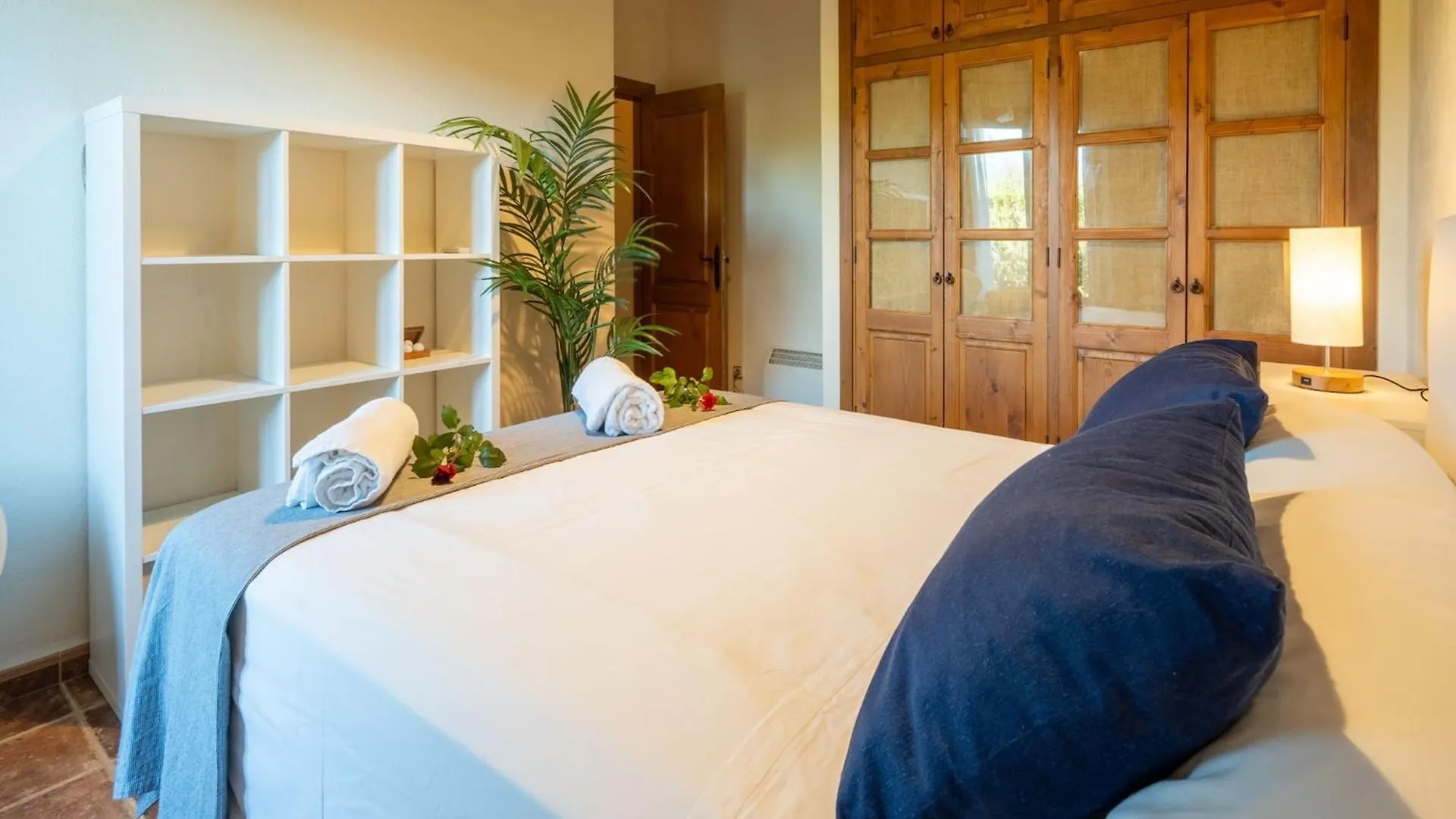 Vakantiehuis Charming Country House In Inca