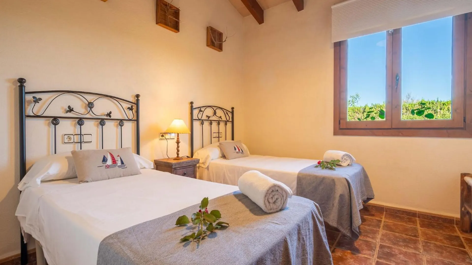 Vakantiehuis Charming Country House In Inca
