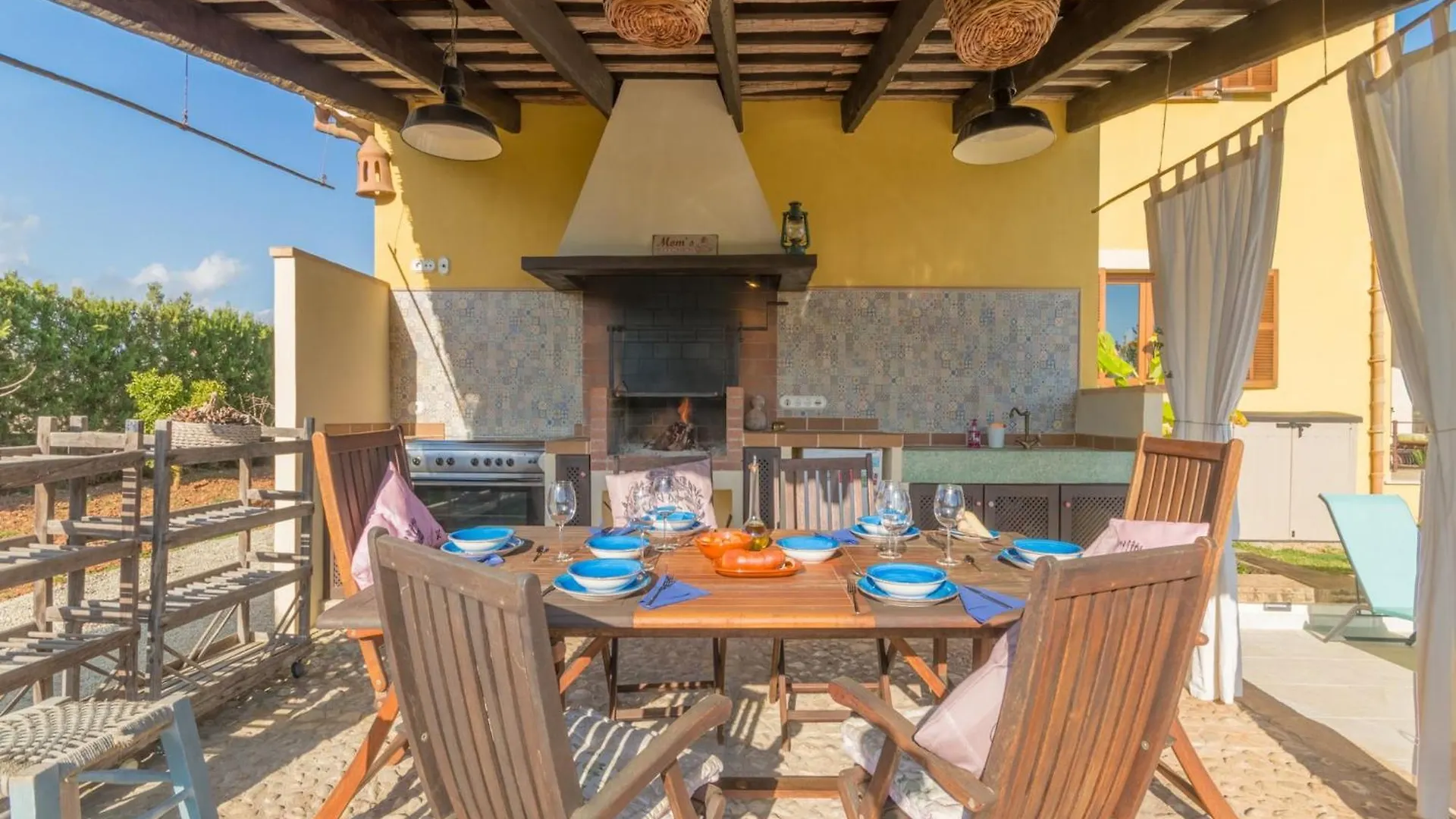 Vakantiehuis Charming Country House In Inca