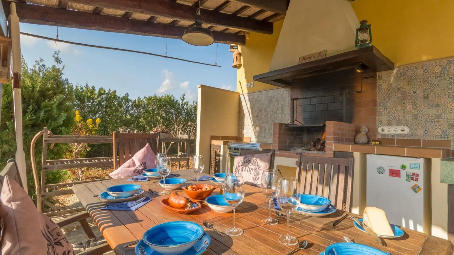 Charming Country House In Inca Vakantiehuis
